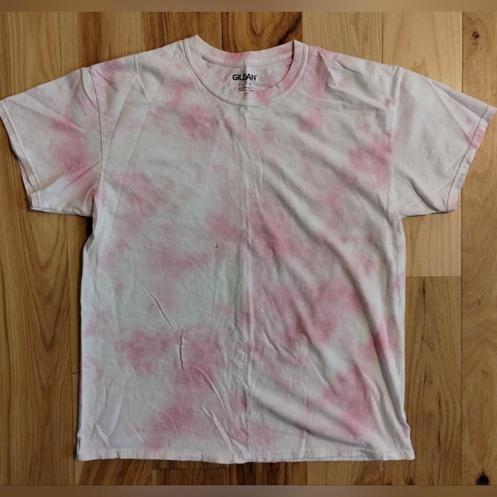 Gildan simple pink and white tie dye T shirts size Large